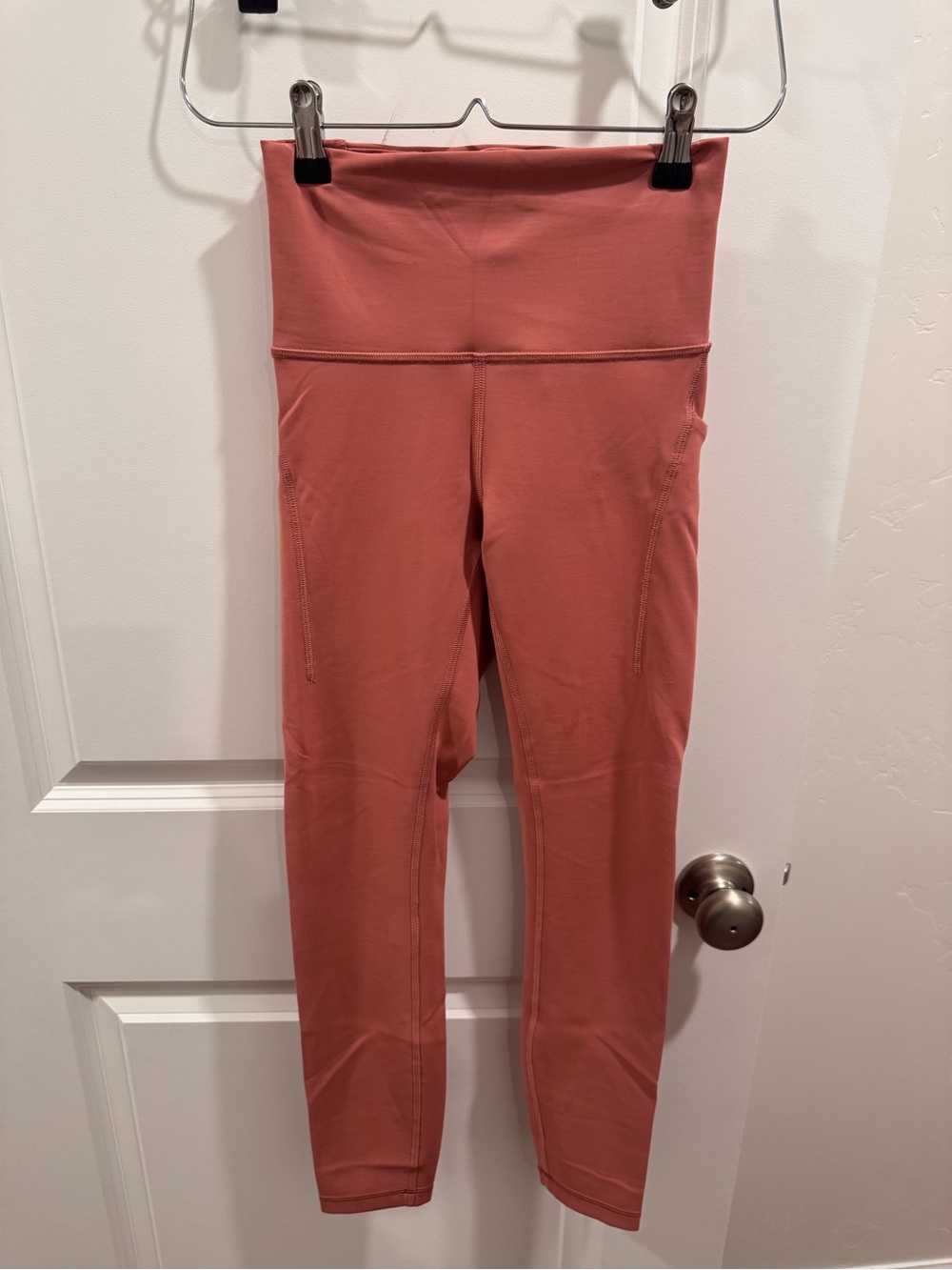 lululemon Women's Wunder Train High-Rise Tight with Pockets - Picture 2 of 7
